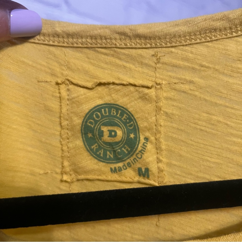 Double D Ranch Way Out West Top V-Neck Yellow Cactus Design Western Medium - Picture 5 of 9